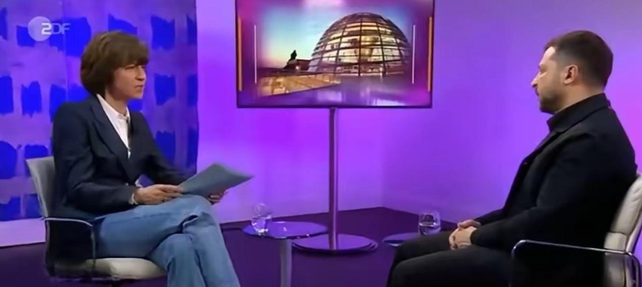 泽连斯基直接公开抱怨美国，心里很不满。

泽连斯基最近是真藏不住情绪了，当着德国