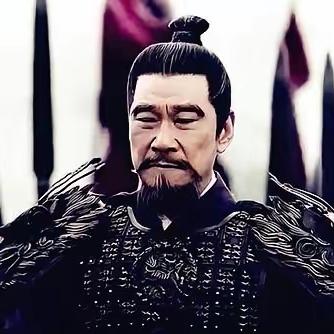 1403年秋，官员刘固全家被押赴法场处决，当刽子手的鬼头刀斩下八十岁刘母头颅时，