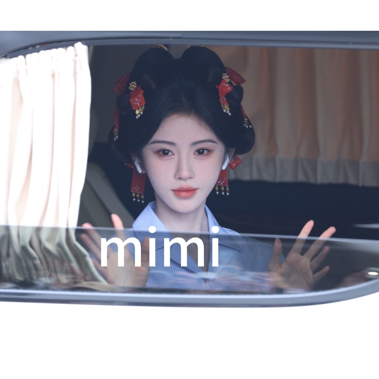 鞠婧祎苏绿夏鞠婧祎万花世界﻿ 上班啦 