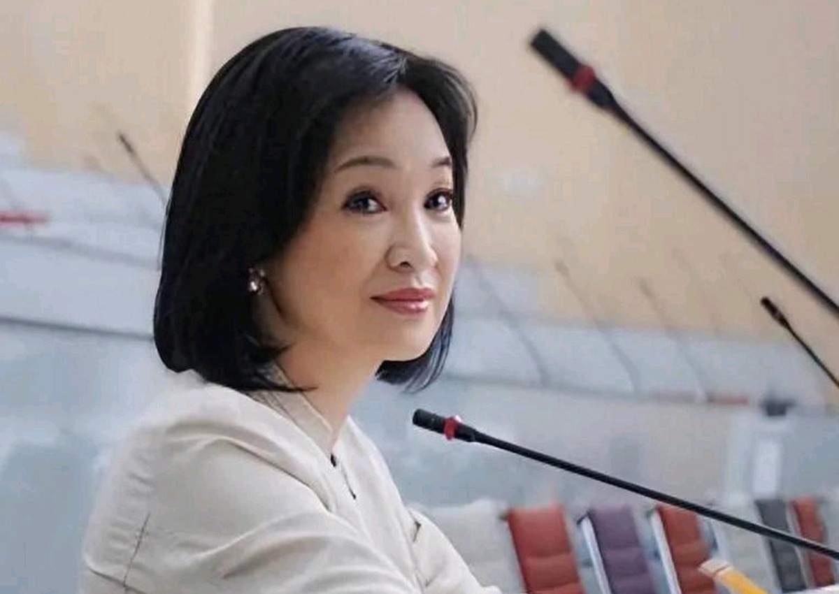 柯志恩出来表态了！在韩国瑜因傅崐萁缺席震怒之后，柯志恩对此表示，这件事要分开两层