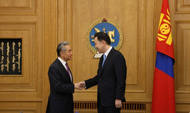 同样面对台湾问题，蒙古国总理口头只说不支持台独，外长联合公报却明确反对台独，措辞