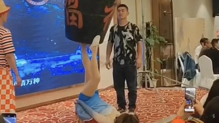 本上联是原创，是应下联而生，不得搬运。[击掌]