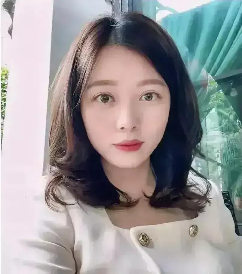局长原配做法确实太狠了！局长协议都已经拟好准备离婚了，本来夫妻一场好聚好散，不是