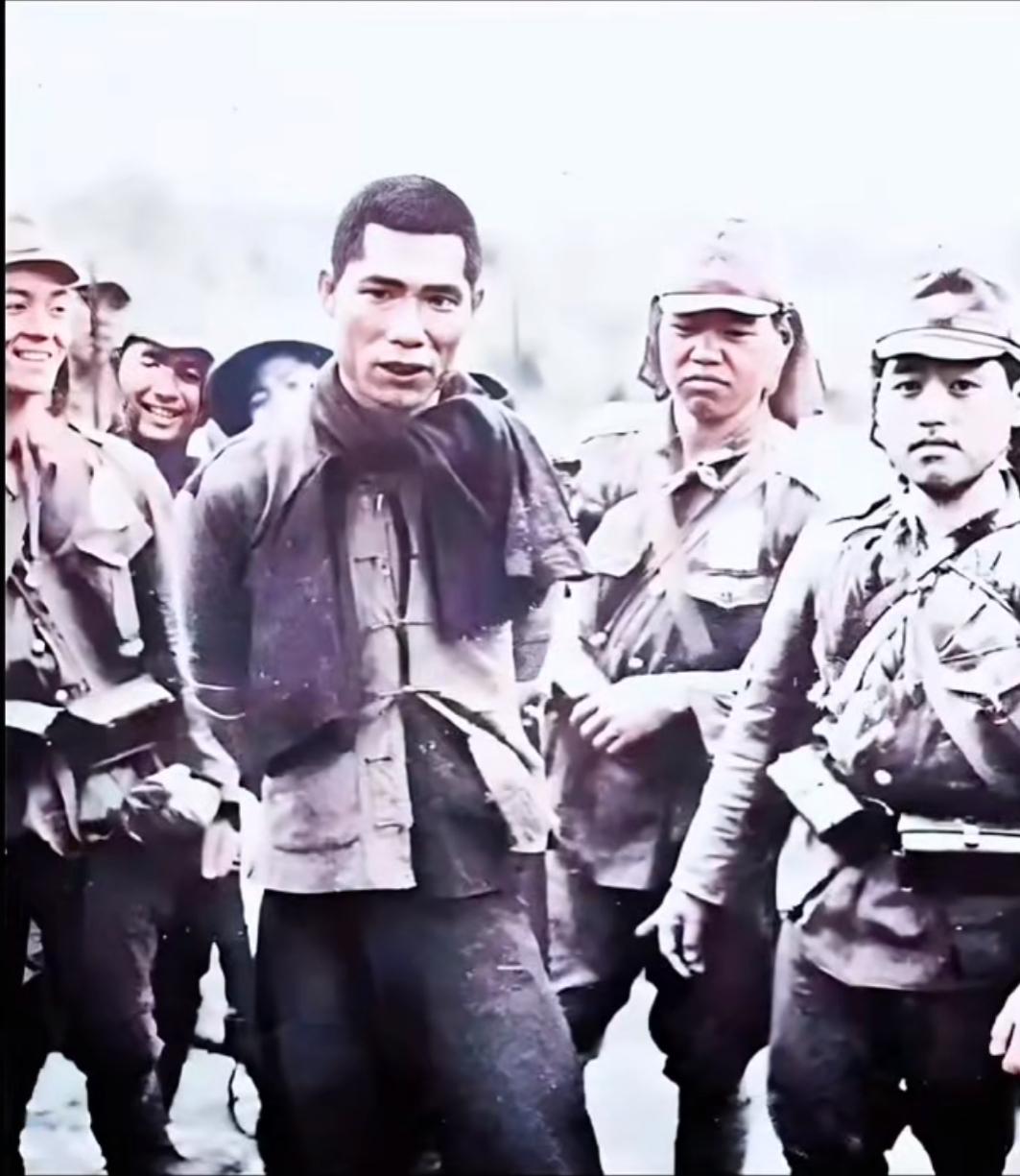 1940年，海南文昌：高大雄海南之虎琼崖硬汉，在雨林中神出鬼没，炸鬼子仓库，毁运