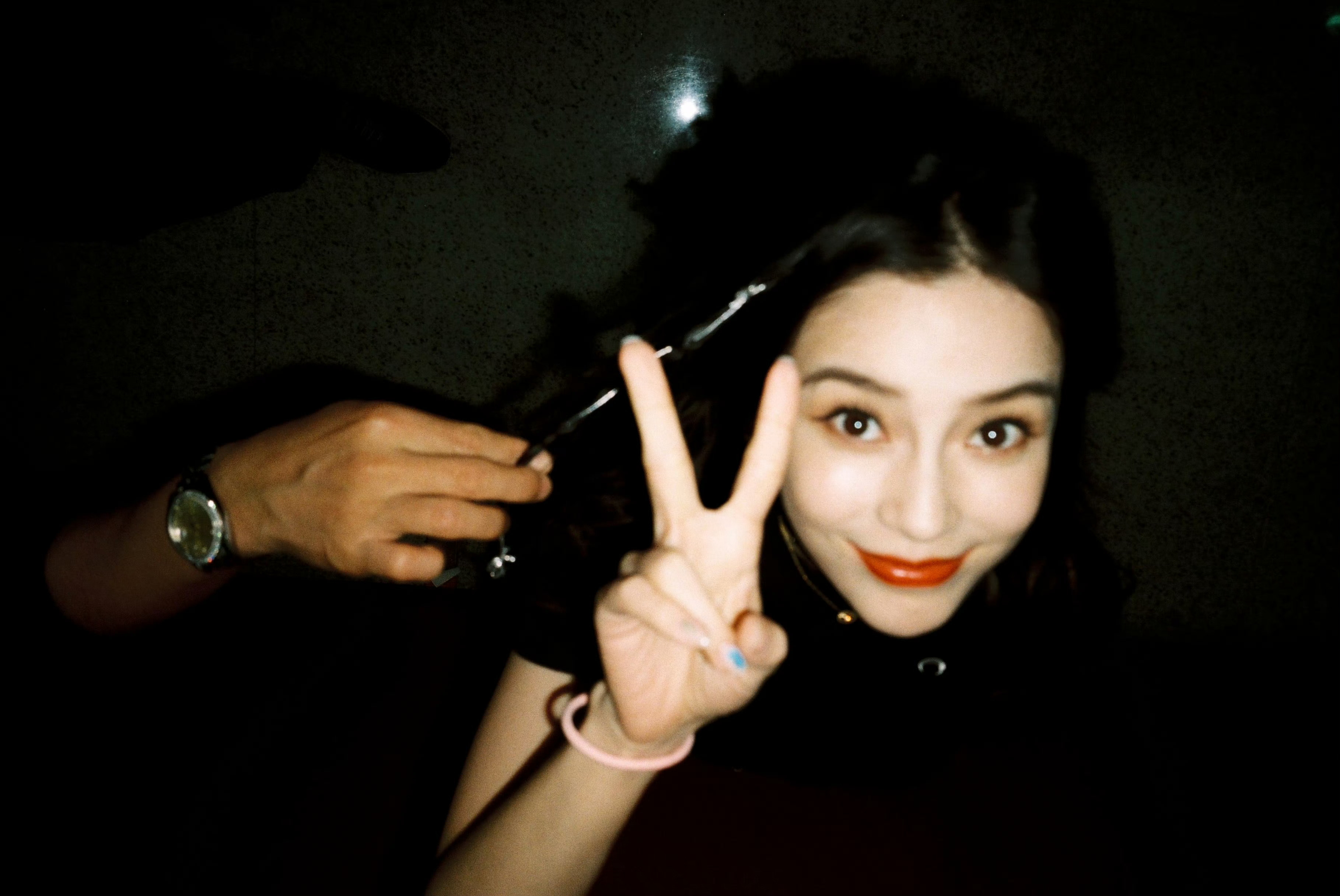 angelababy 杨颖 叮咚！！！⏰⏰⏰开始本次聚会团建结束后在群里接龙打咔