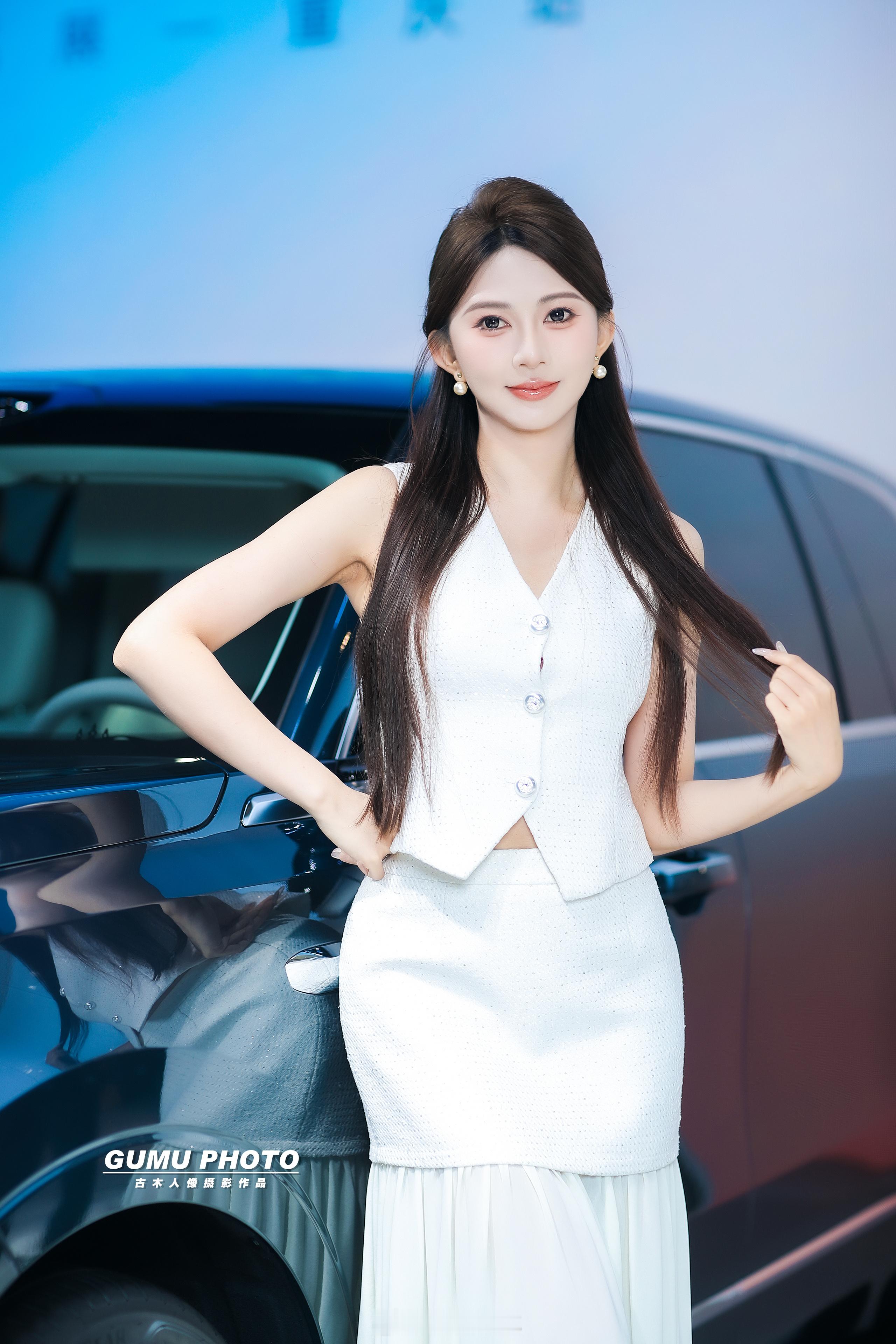 2026重庆车展吉利展台模特 2026重庆国际车展重庆国际车展 