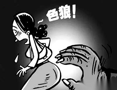 她趴在自家店里睡着，胸口猛地一凉，睁眼就看到一张熟悉的面孔，他正迅速把手抽走！不