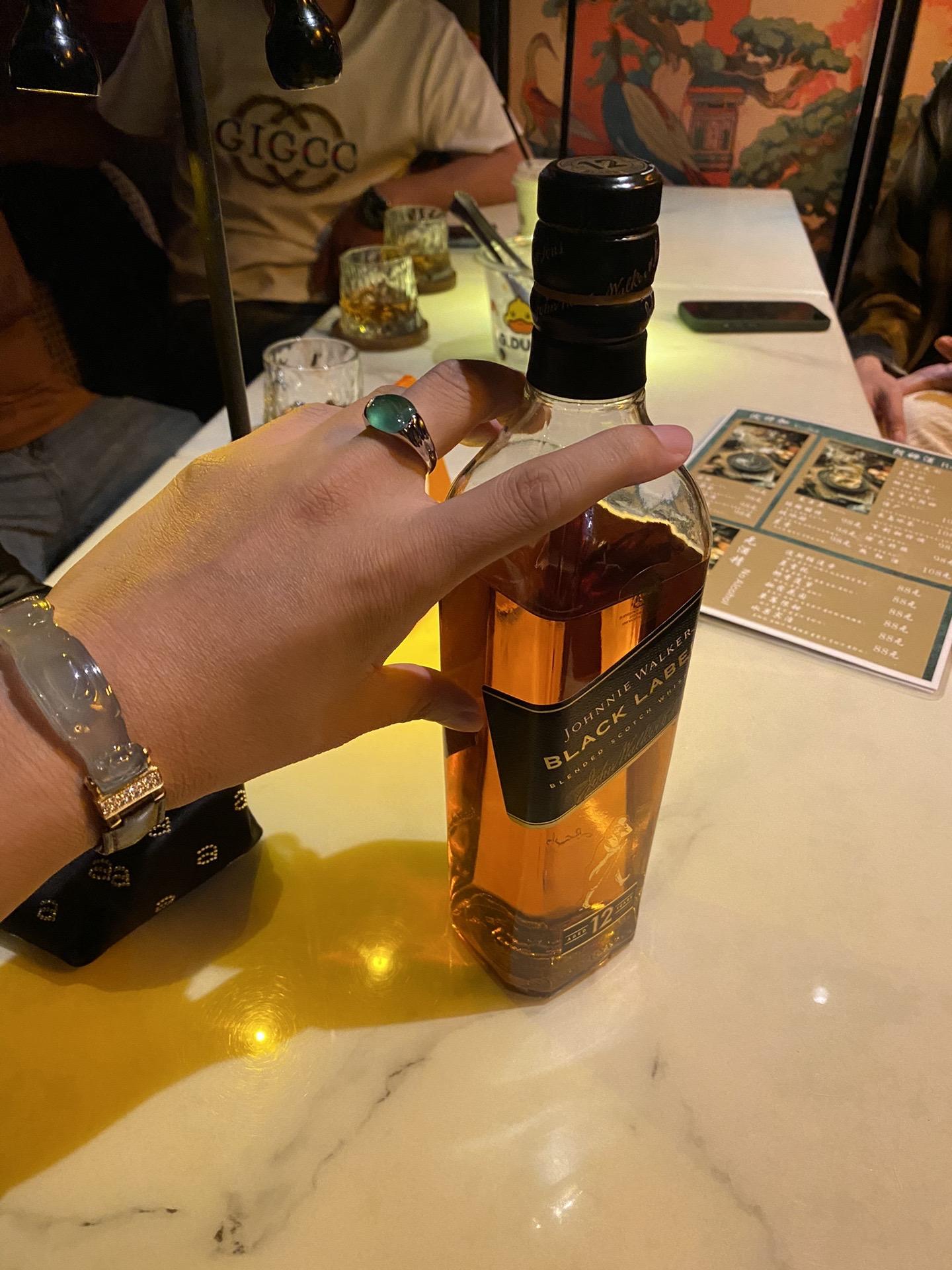 精品翡翠很上镜哦