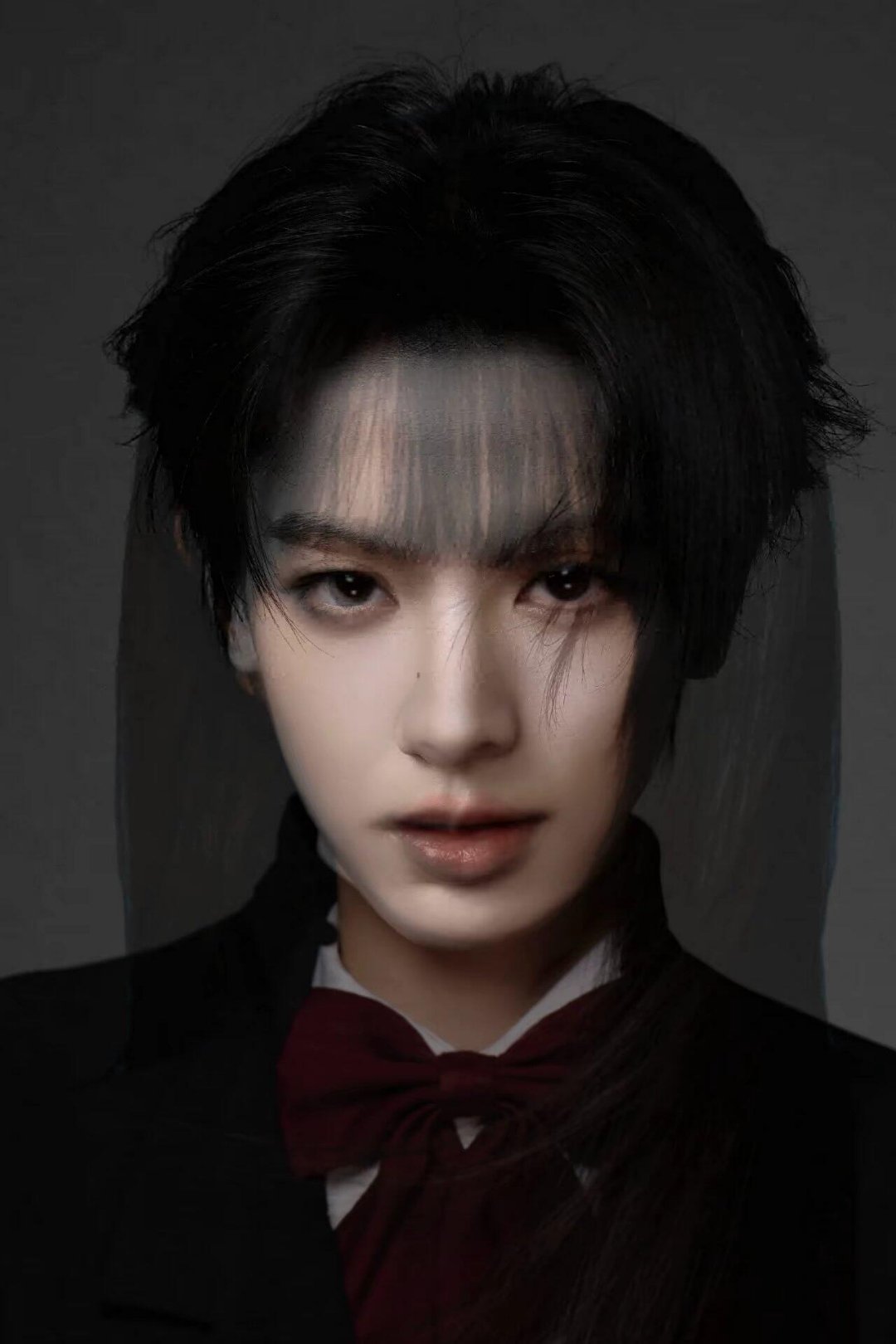 妈呀，俩建模脸来的不敢想象孩子得有多好看！这俩得出来的孩子真是当男当女都精彩啊逐