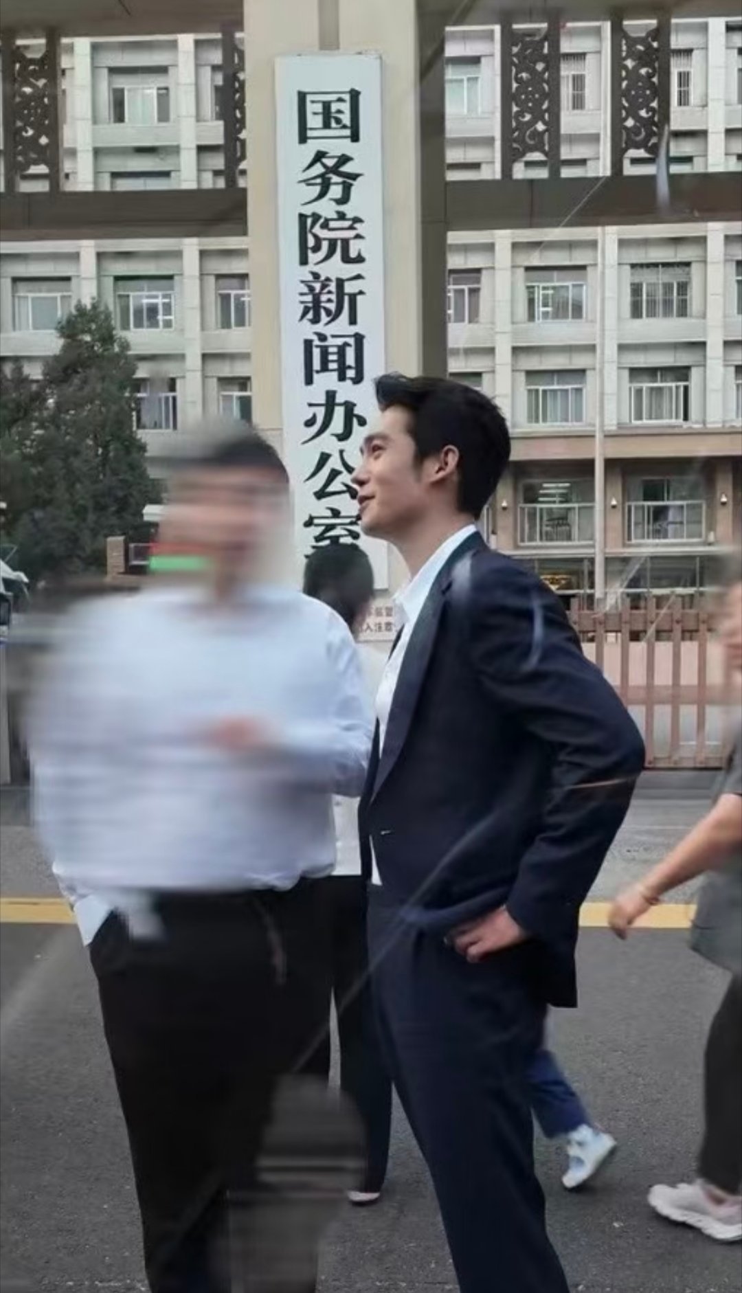 老公又忙啥了 ​​​