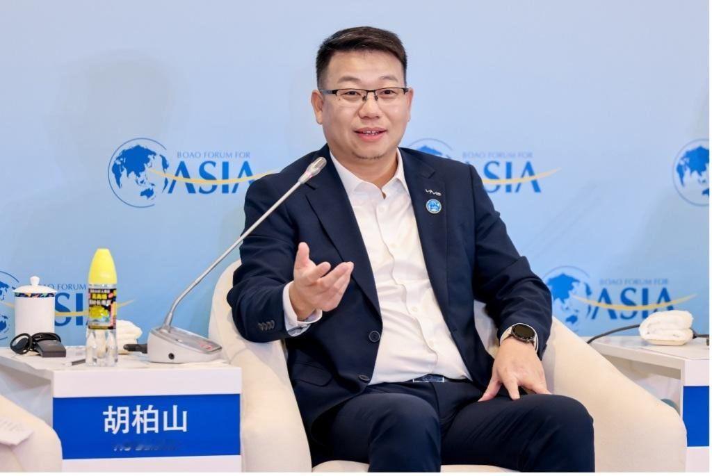 【胡柏山晋升为vivo总裁，向CEO沈炜汇报】胡柏山晋升为vivo总裁  viv