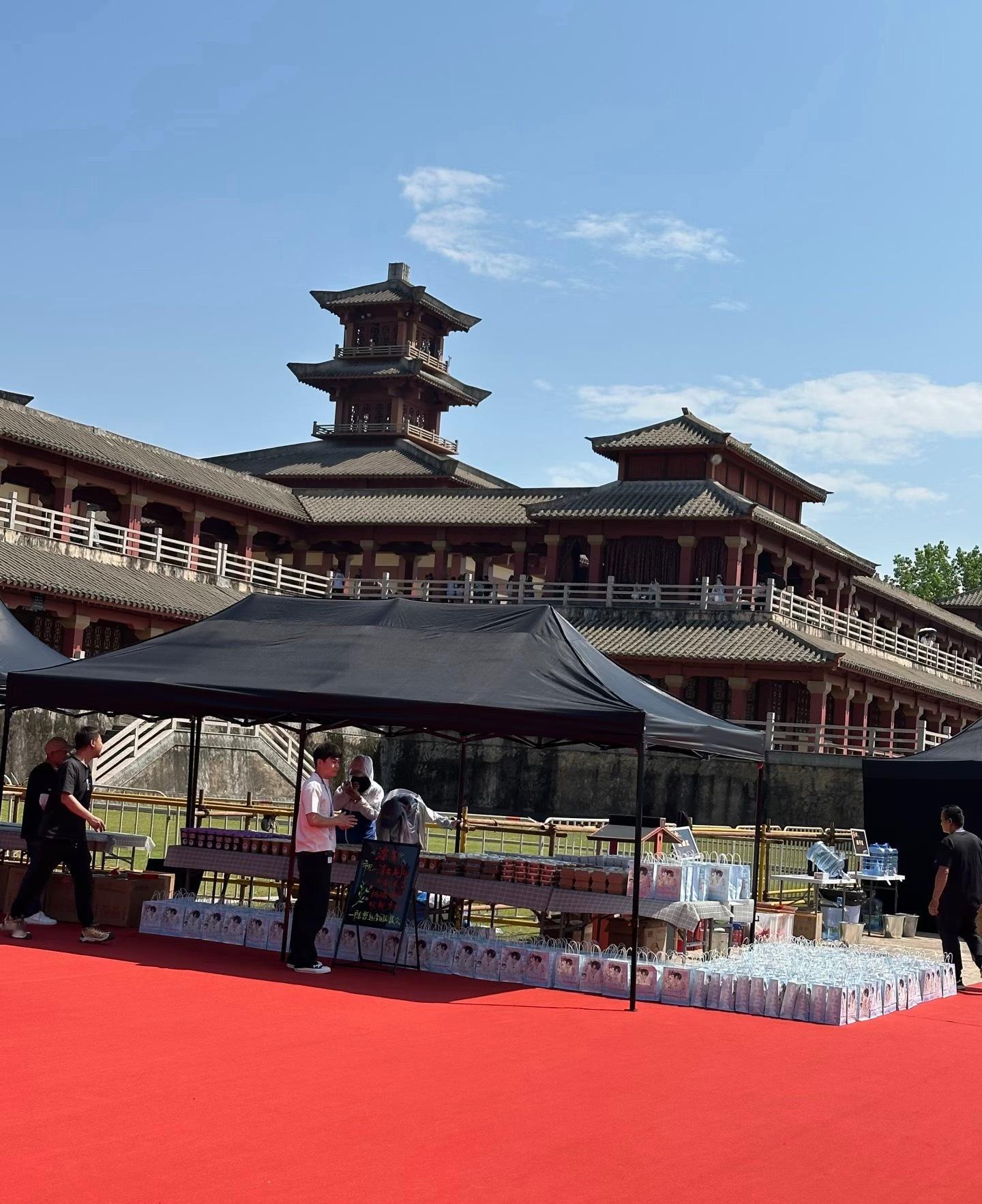 陈哲远浮生开机大吉，后援会还请客应援！横店壮观场面，期待一番大男主