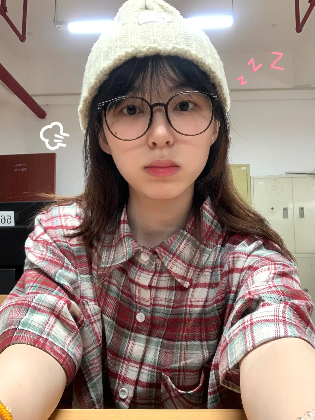 上课真的好困谁懂