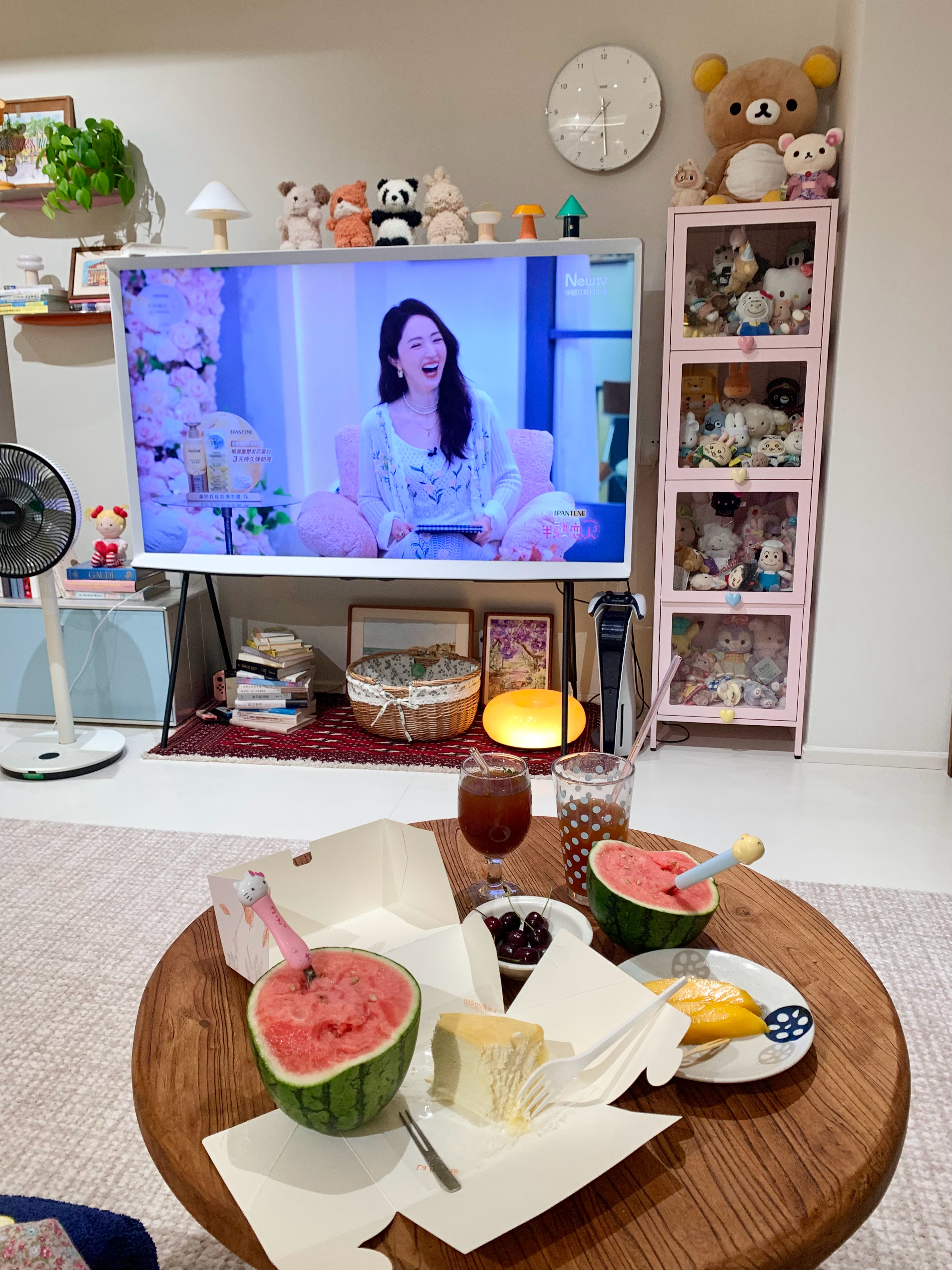 初中同学来我家玩！外卖还没点出来 