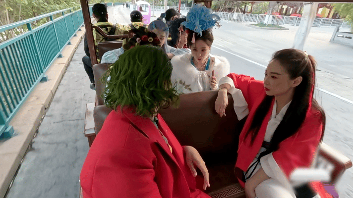 汪铎祝绪丹完全对抗路来的汪铎祝绪丹互相招惹了一天周五晚高疯 这俩凑一起就没安静过