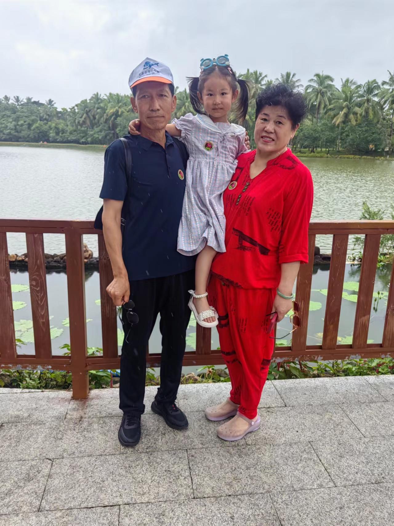 #天伦之乐乐在其中 #家和万事兴