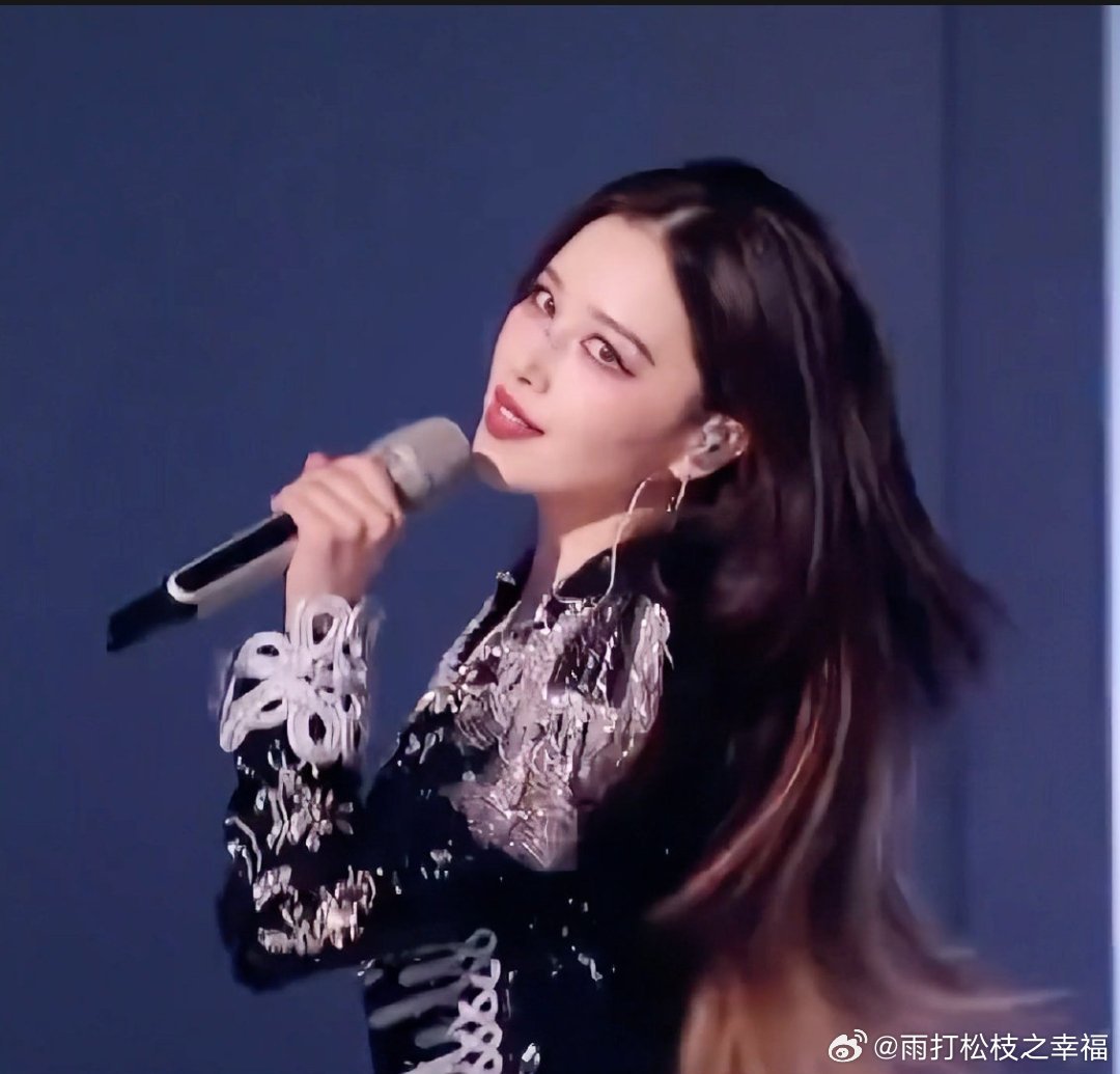 阚清子 叶琳大小姐回归阚清子在乘风四公舞台凭借《潇洒小姐》复刻经典角色叶琳，勾起