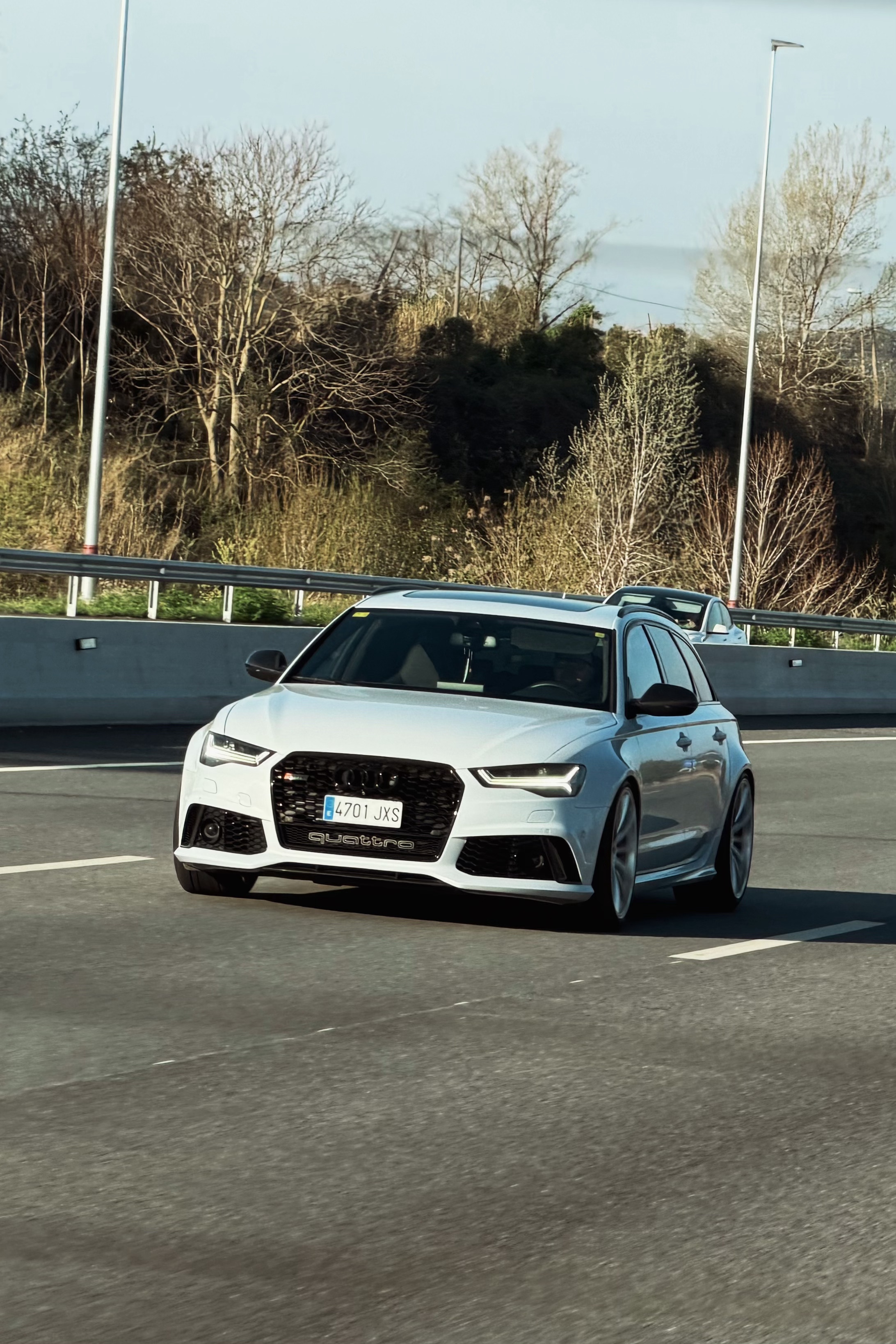 大哥你给油啊，RS6跑不过我们迈特威  汽场全开