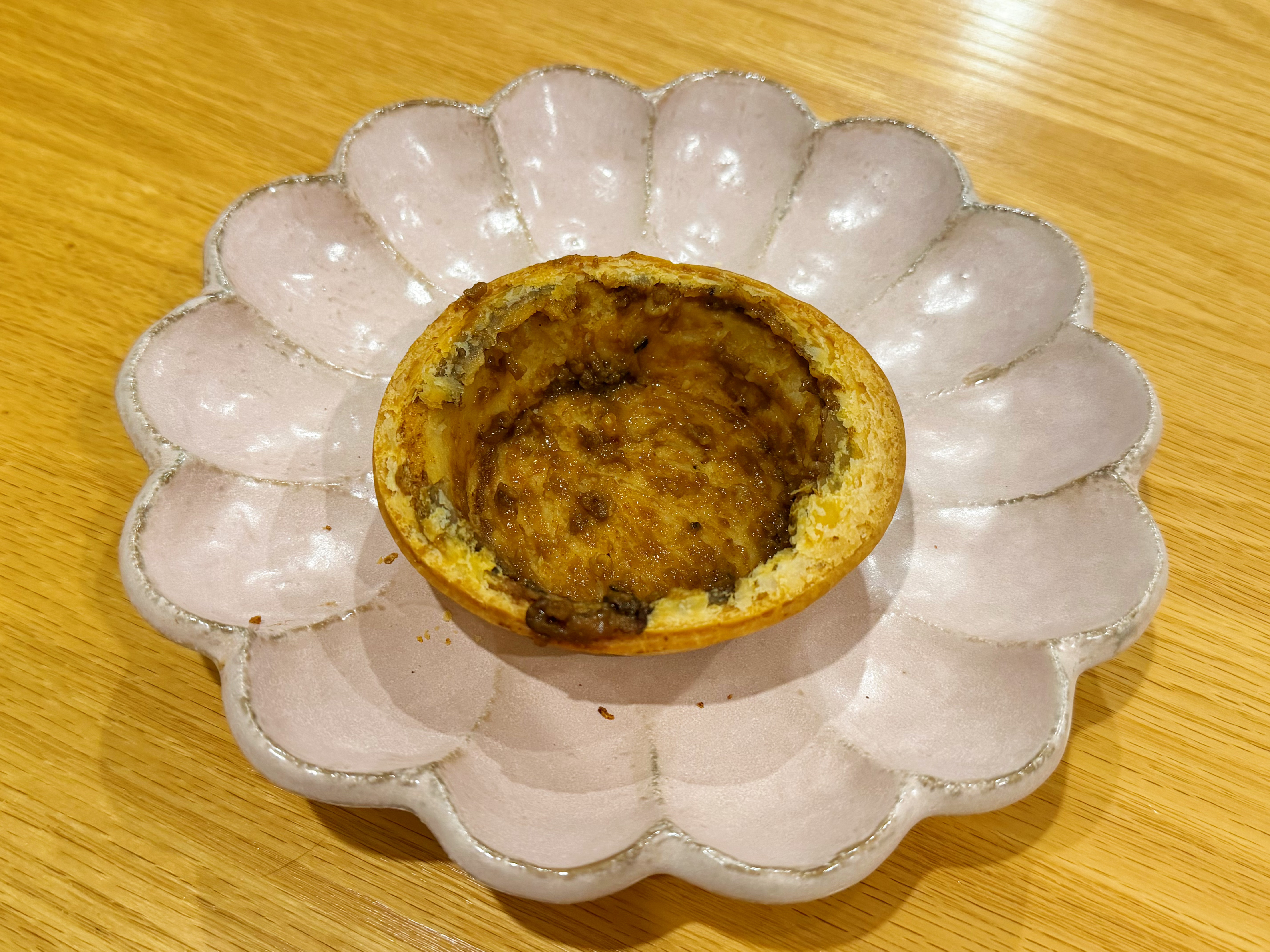 时隔26天终于又吃了一次pie医生说我只能吃一半，另一半留给他 