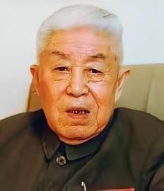 1948年3月上旬，东北“剿总”副司令郑洞国，以到北平治疗胃病为由，向“剿总”司