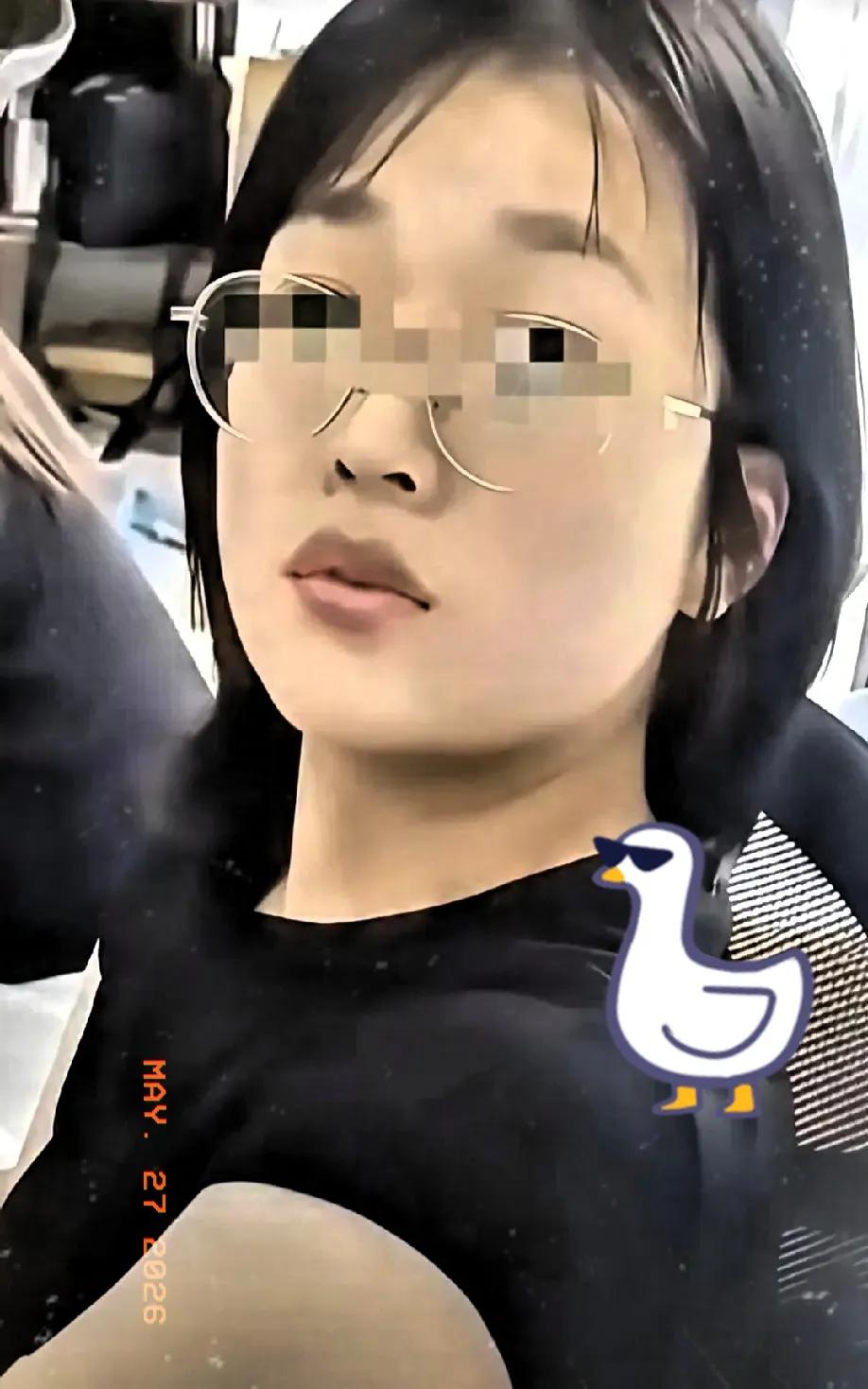因为一个“白嫖外卖”的视频，有家公司居然召开了紧急会议。

管理层在会上直接下死