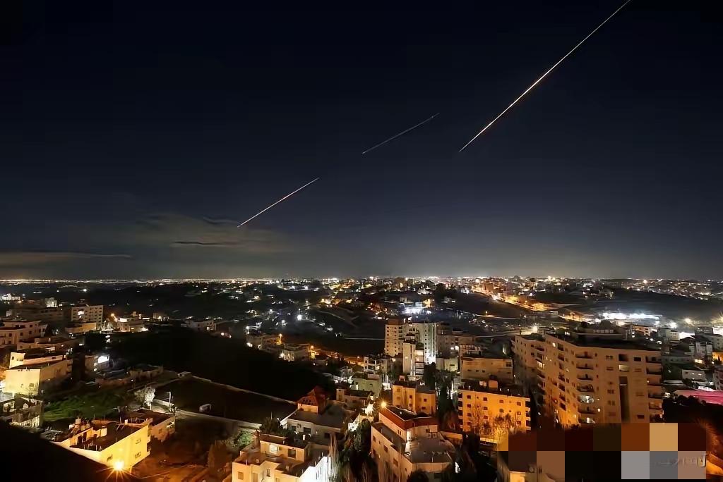 幼稚的伊朗：竟然输在胜利的前夜
正当人们都觉得特朗普万余人的陆军怎么可能进攻伊朗