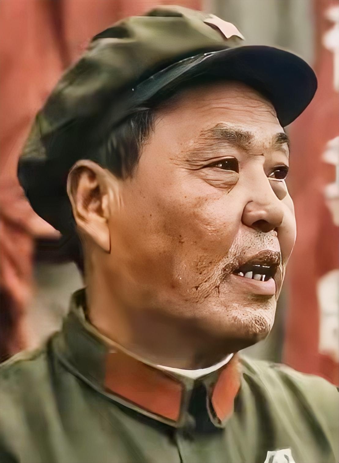 王效禹：面对5000日伪军包围，带队多次白刃肉搏，冲破多道封锁线，最终仅36人冲