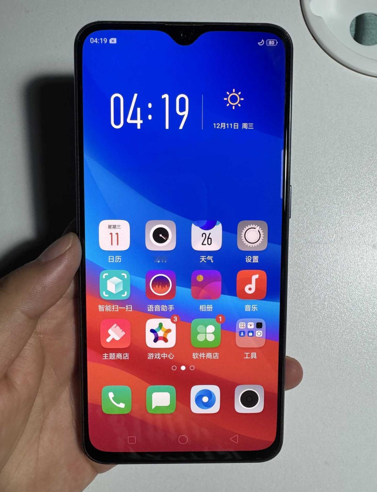 出OPPOr17pro
OPPO R15 8+128G，国行全网通，插卡即用，功