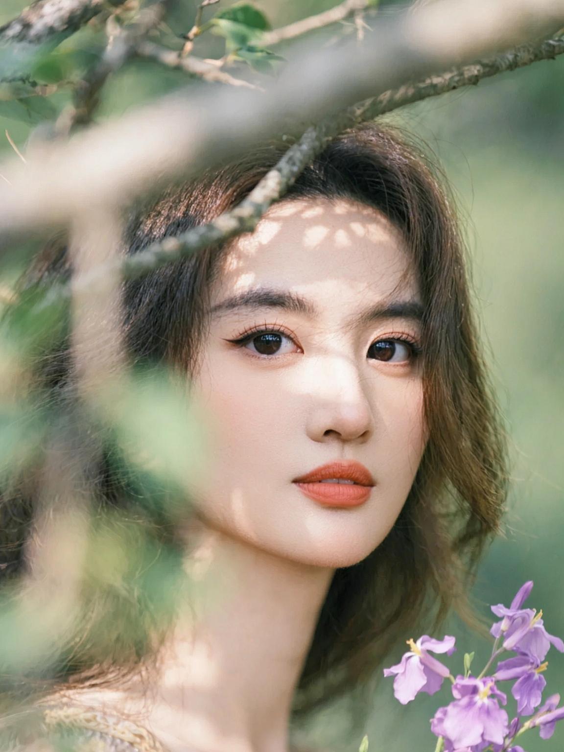 别难过，想念的人还会重逢盛夏胶片照 AI创作特效 抖音ai创作 等