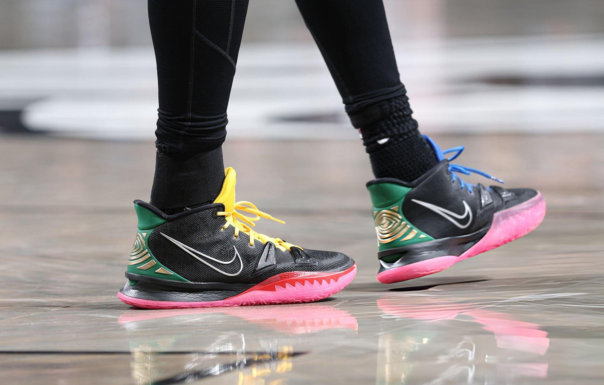 Dylan Harper 今天上脚了一双 Nike Kyrie 7 PE。放眼如