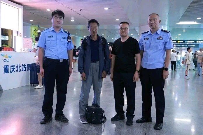 这事儿听起来就像个现实版的桃花源故事。男子就因为老板娘一句“帮我看下房”，在深山