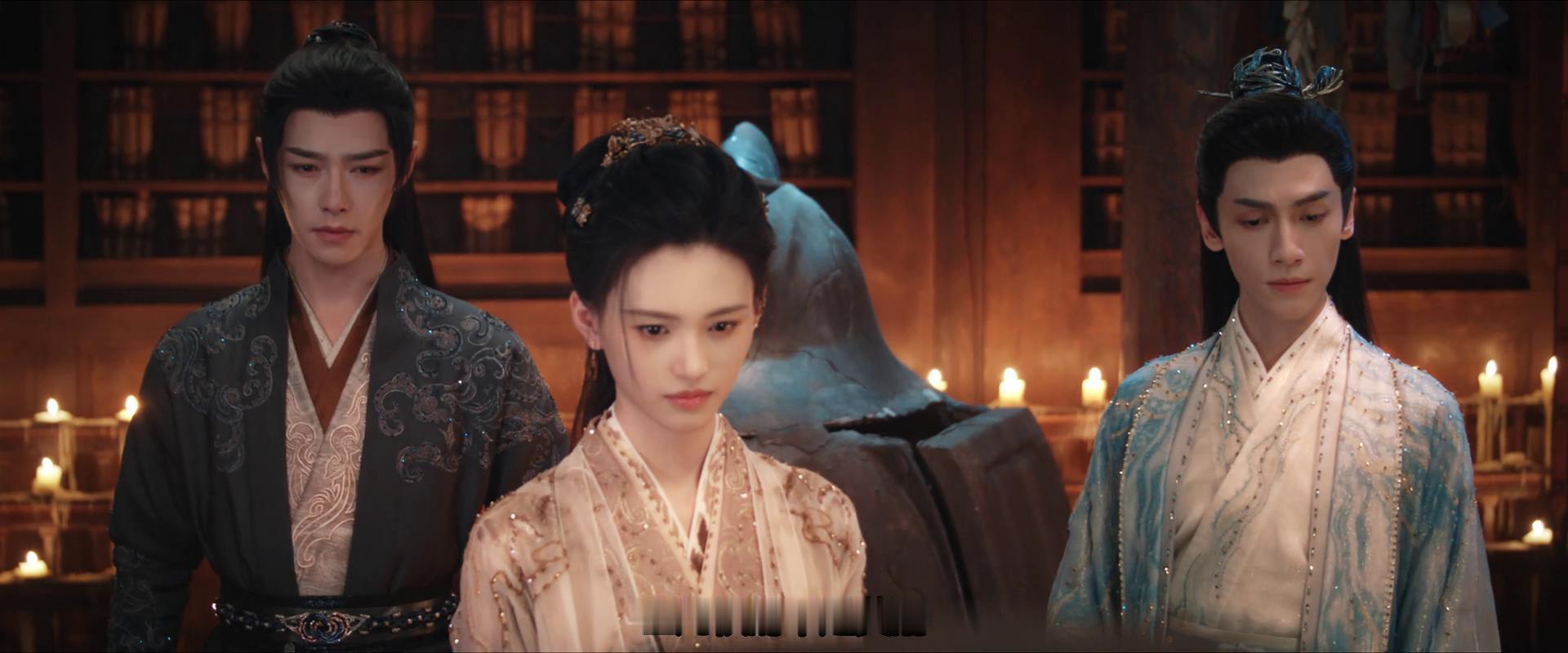 蛙趣这大球是个投影仪啊哈哈哈哈哈哈投影仪里讲述了所有的故事。诛心啊虾仁猪心。魅影