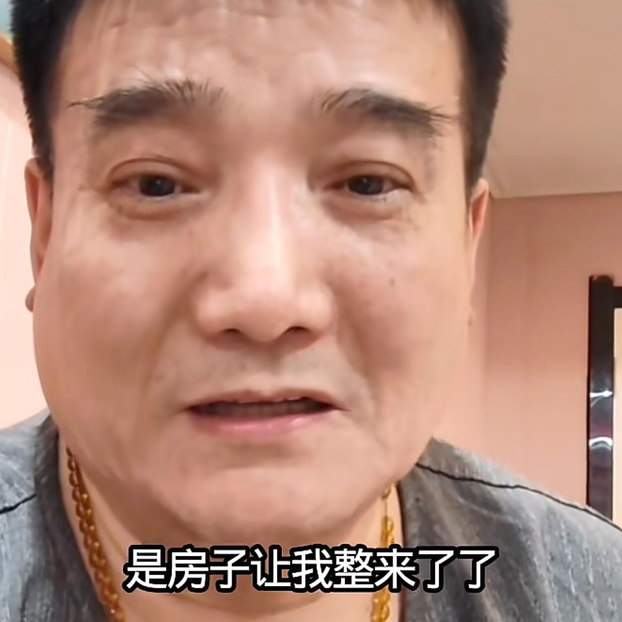 何庆魁儿子何树成作品下面的评论区都是
“十分能耐使七分，留下三分给儿孙，十分能耐