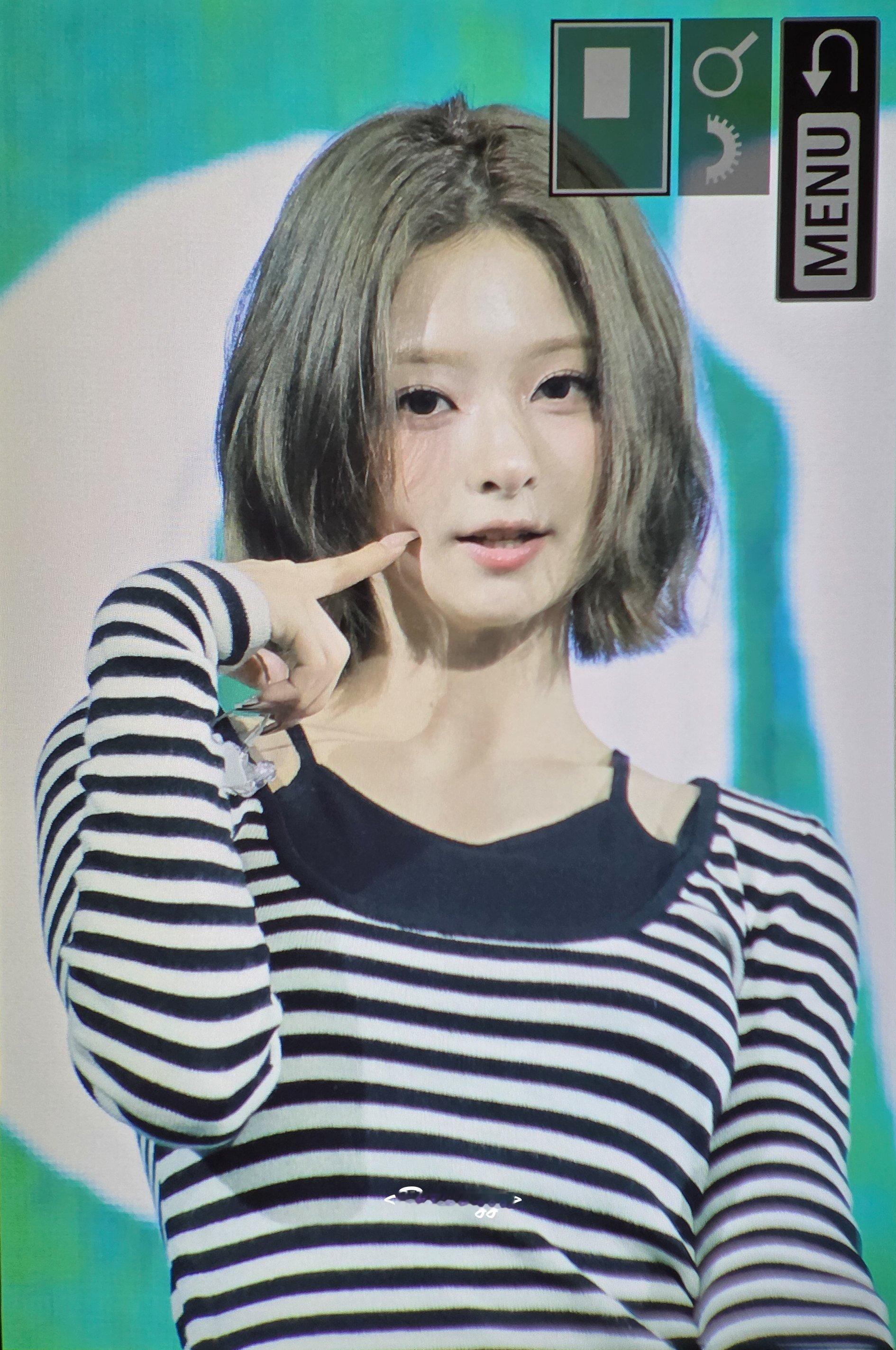 李娜炅[超话]  🐣氧气笑颜李娜炅 260906 亚巡首尔场D3 饭拍pre 