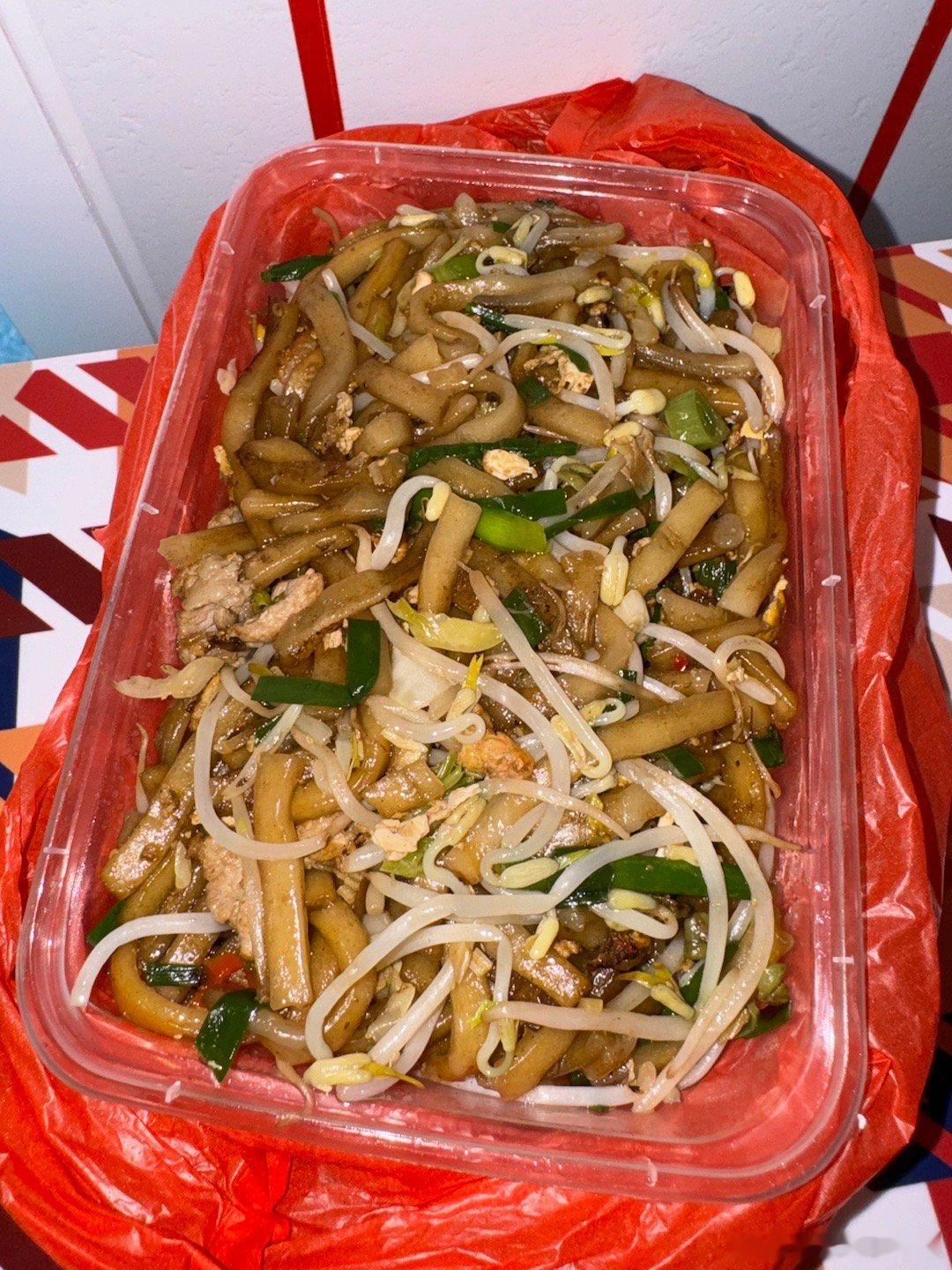 炒薯粉条 湿炒牛河 手抓饼英歌魂 芒果甘露#美食分享#  ​​​