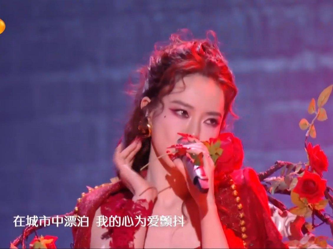戚薇李承铉真夫妻是真诱惑  戚薇李承铉你倒是真亲啊  戚薇李承铉合作歌曲《郎的诱