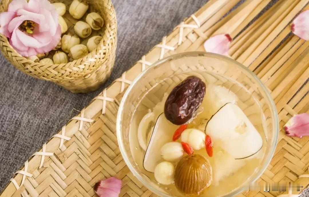 养生秘诀大公开：12种食物让你远离疾病困扰！

口臭困扰？茶叶来帮忙！茶叶中的茶