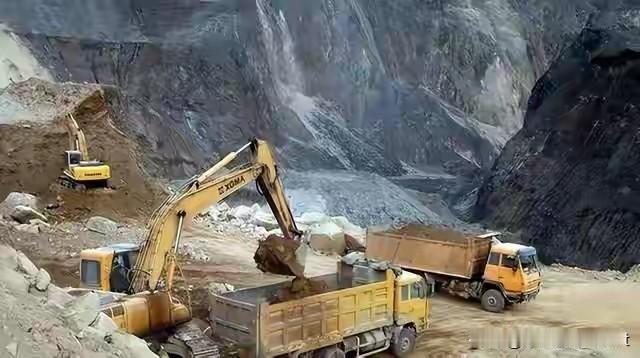 中美经贸再传新动向！中方暂停对美出口管制，这步棋藏着三重深意
 
刚刷到商务部最