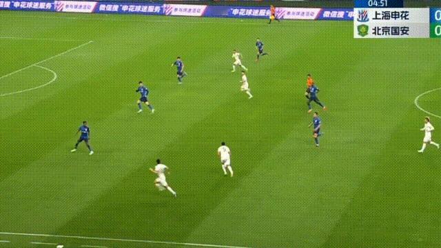 精彩不断，焦点战上海申花1：1平北京国安
      
      北京时间4月