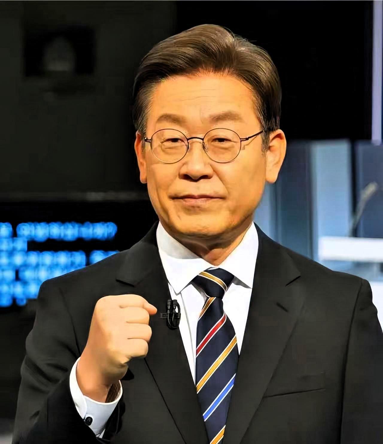 就在刚刚
韩国官方正式宣布了
9月29日起，对中国团体游客实施免签政策，持续到明
