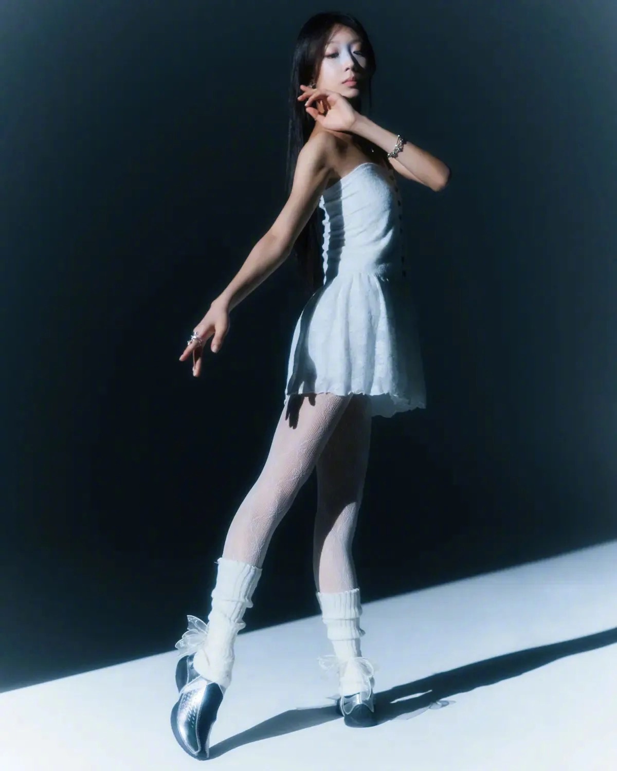 Nike Air Superfly Moc「Metallic Silver」将诞