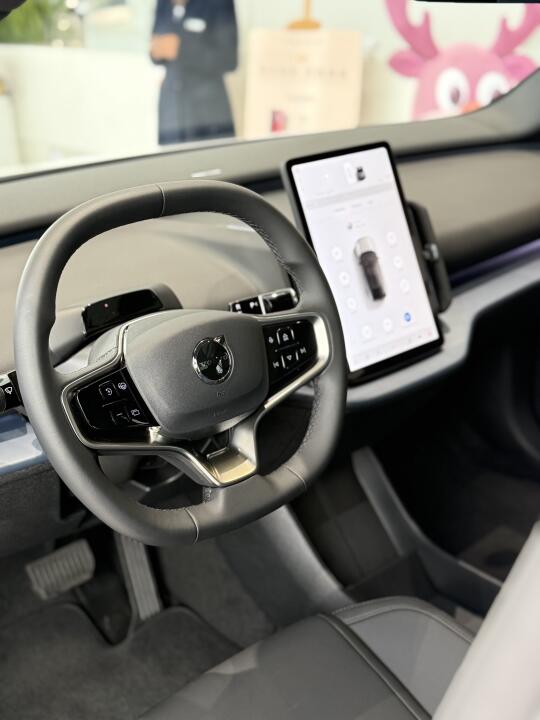 沃尔沃EX30，小身材藏着大能量🚗
