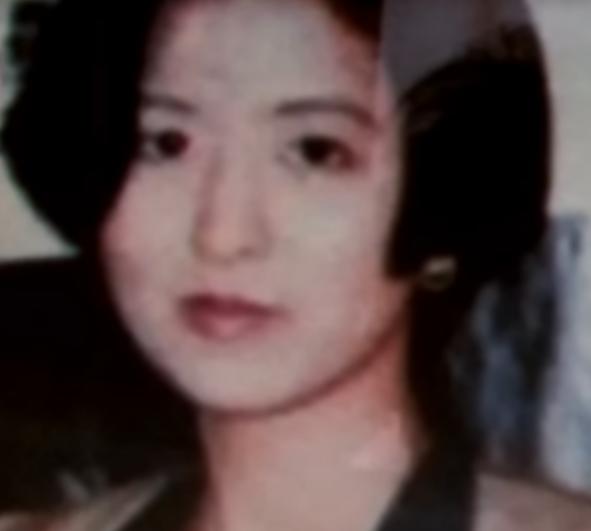 1997年，日本东京老旧公寓发现一具女尸，尸检查出体内残留男性精液，查清身份大伙