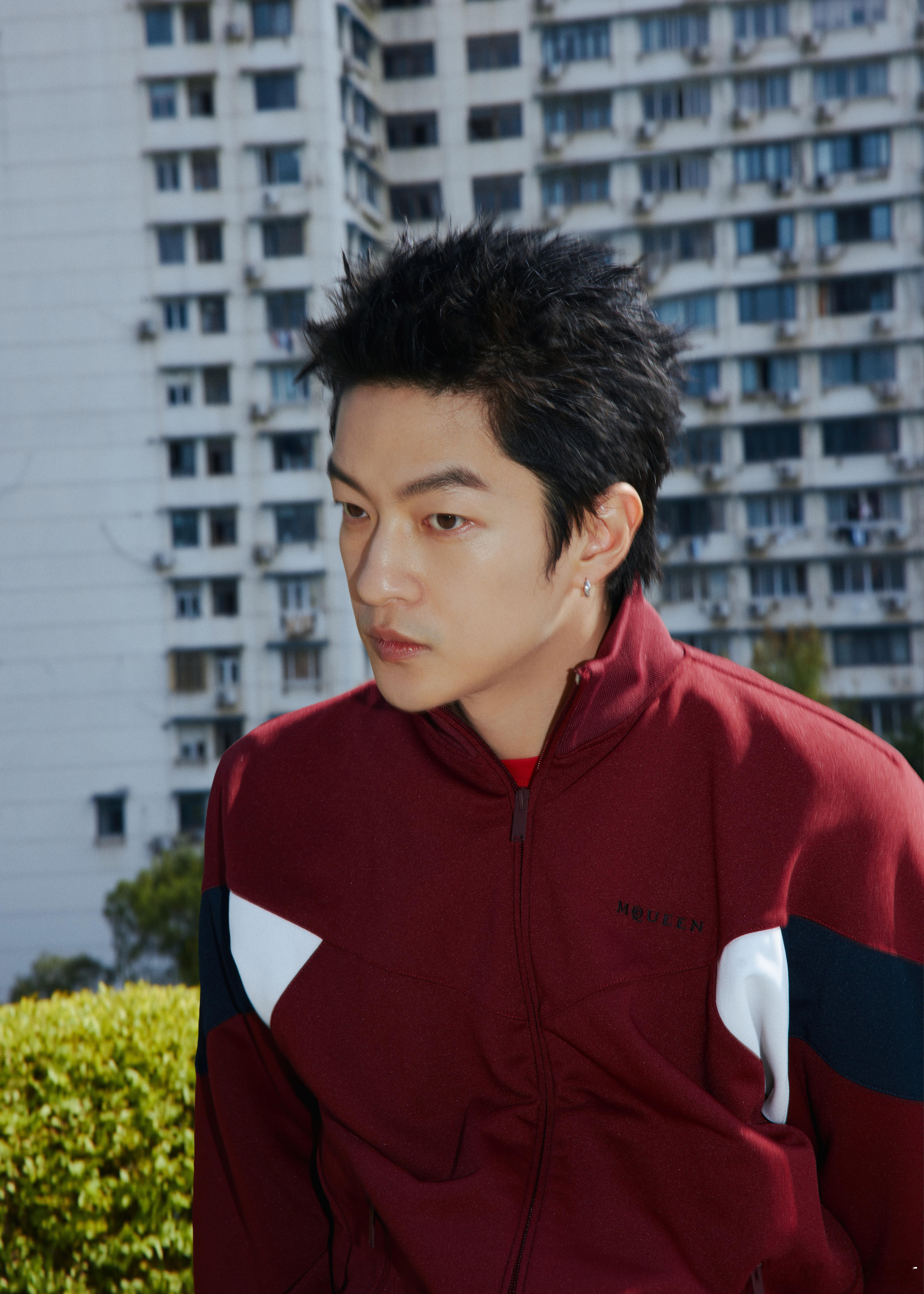 一个视频看屈楚萧红温16次屈楚萧看似红温实则翘嘴 屈楚萧这波和AI互动也太放得开