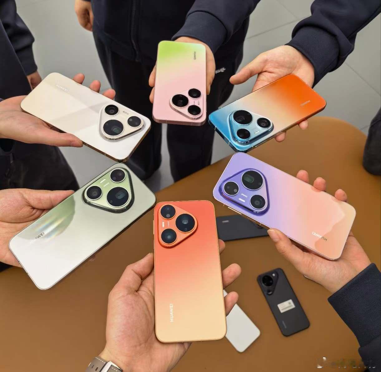 余承东回应Pura90橘子海配色橘子海就是自然景观呀，难不成乐队是这个颜色