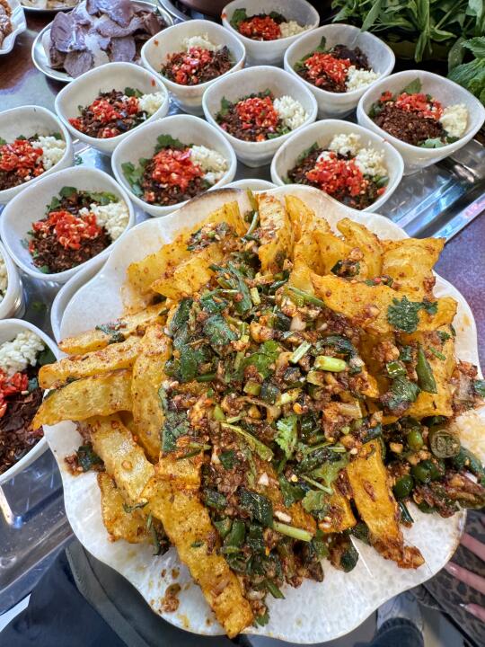 昆明前三。。。。不开玩笑！！！（清真的）