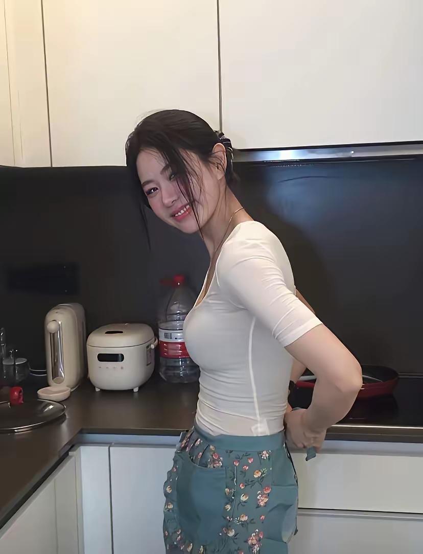 🍳🍳 微笑面对每一天，厨房里的美好时光！厨房治愈照