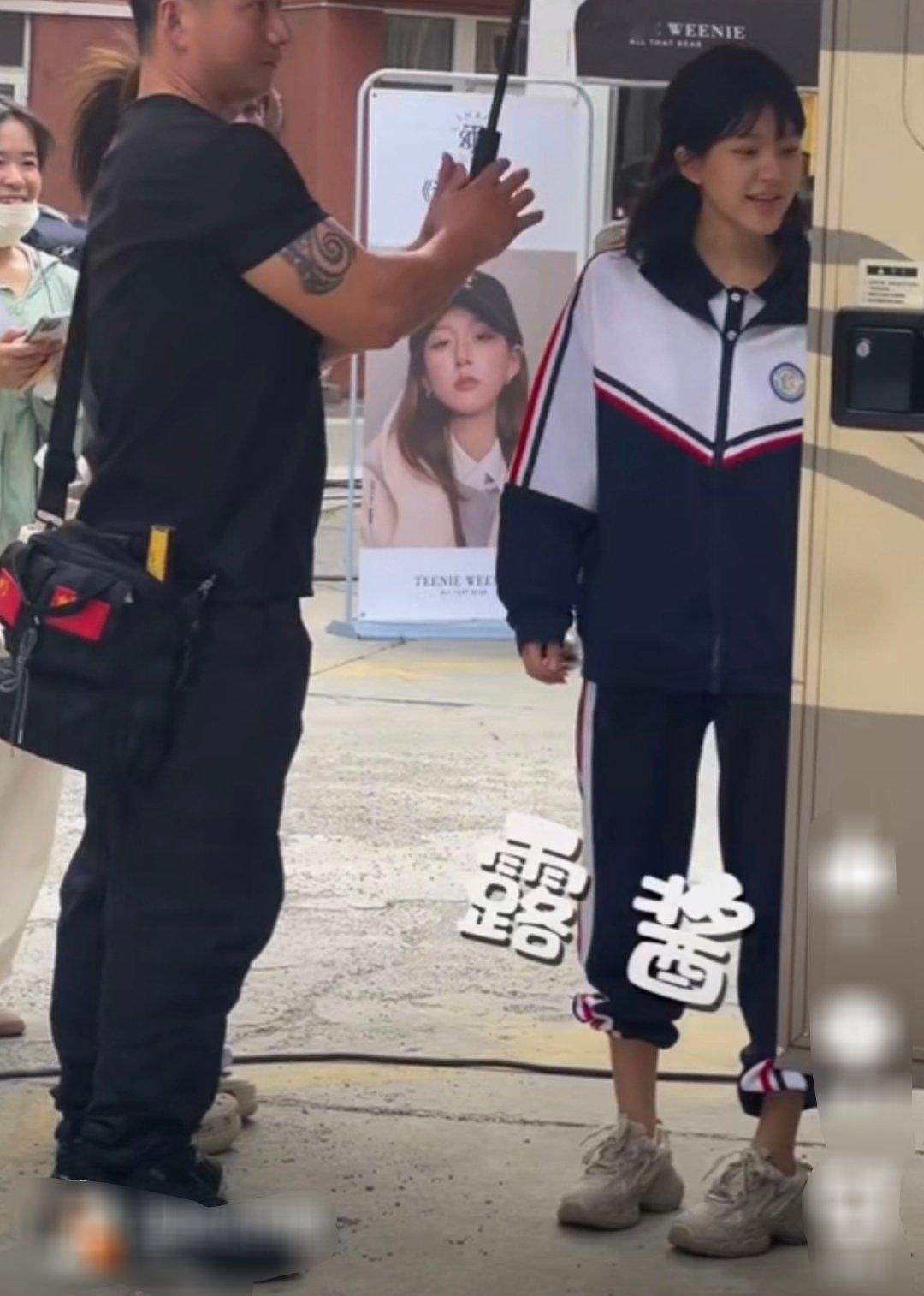 赵露思演初(高）中生有违和感吗？会被审判吗？ ​​​