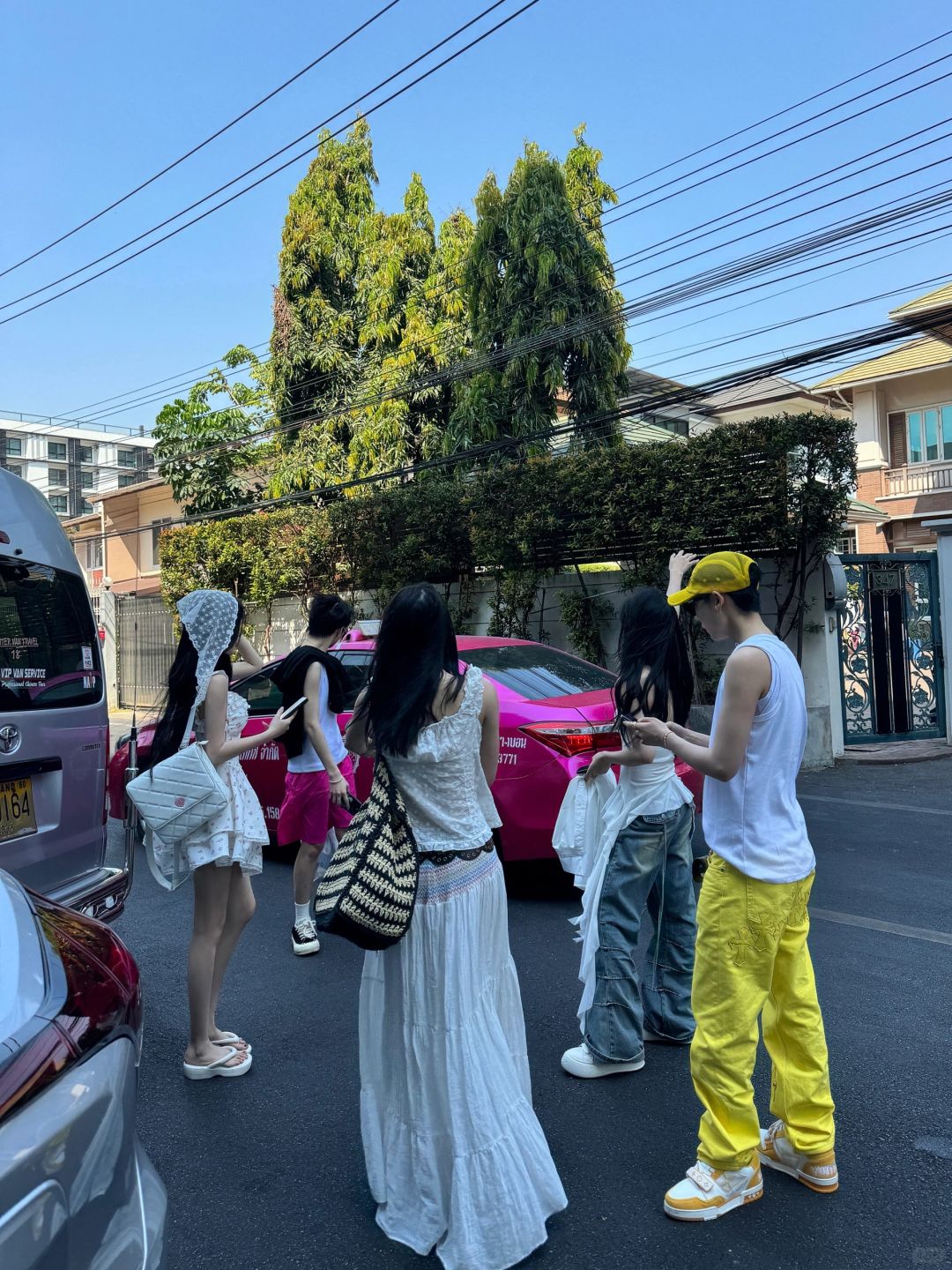 🌴𝗪𝗮𝗹𝗸𝗶𝗻𝗴 𝘀𝘁𝗿𝗲𝗲𝘁