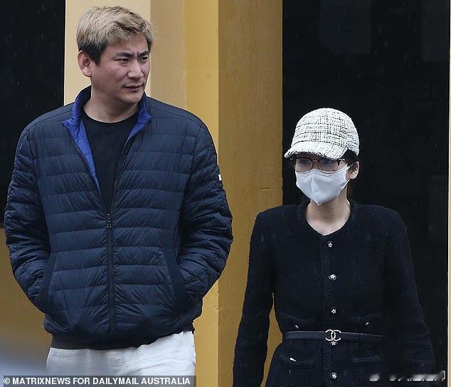 澳洲法院否认杨兰兰天价保释金等传闻，她将于8月15日继续出庭受审。 ​​​